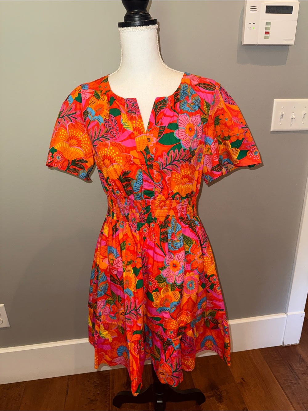 Sugarlips dress 100% cotton bright floral size medium NWT